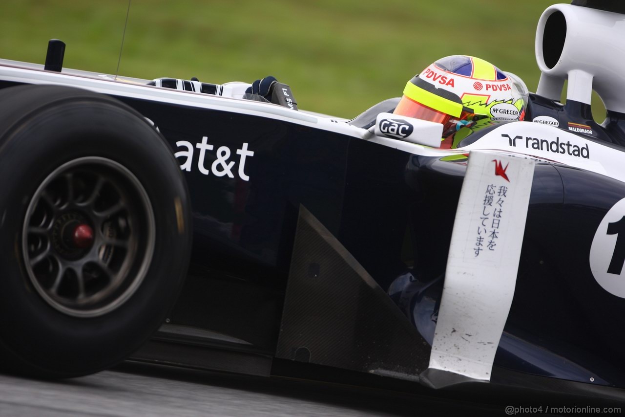 GP MALESIA, 08.04.2011- Prove Libere 1, Venerdi', Pastor Maldonado (VEN), Williams FW33 