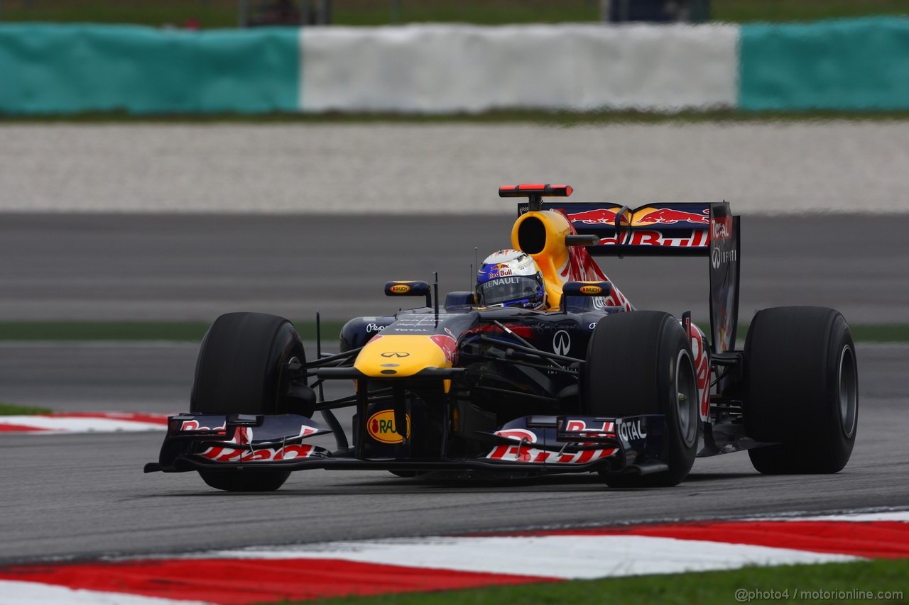 GP MALESIA, 08.04.2011- Prove Libere 1, Venerdi', Sebastian Vettel (GER), Red Bull Racing, RB7
