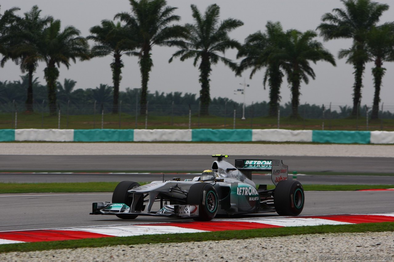 GP MALESIA, 08.04.2011- Prove Libere 1, Venerdi', Nico Rosberg (GER), Mercedes GP Petronas F1 Team, MGP W02