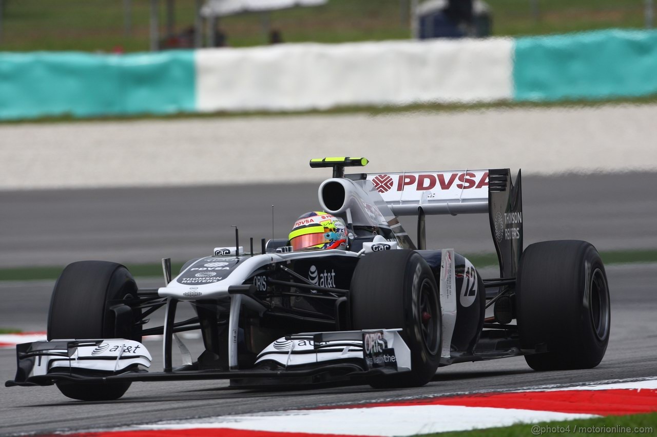 GP MALESIA, 08.04.2011- Prove Libere 1, Venerdi', Pastor Maldonado (VEN), Williams FW33 