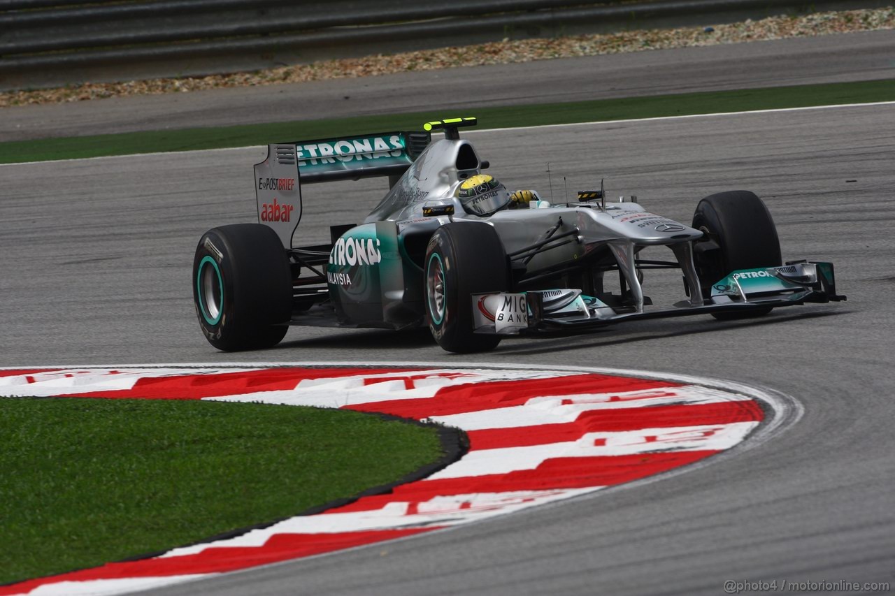 GP MALESIA, 08.04.2011- Prove Libere 1, Venerdi', Nico Rosberg (GER), Mercedes GP Petronas F1 Team, MGP W02 
