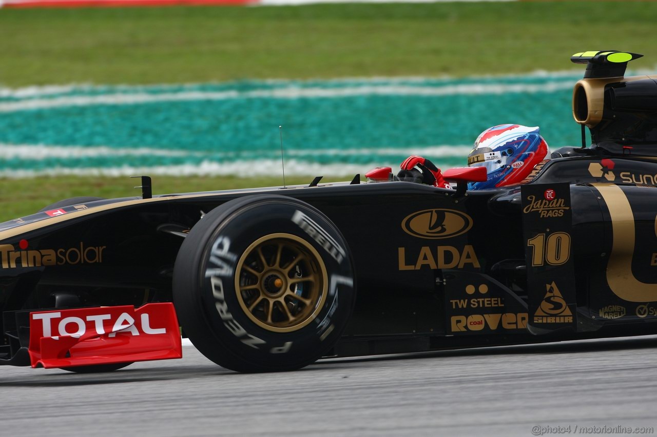 GP MALESIA, 08.04.2011- Prove Libere 1, Venerdi', Vitaly Petrov (RUS), Lotus Renault GP, R31