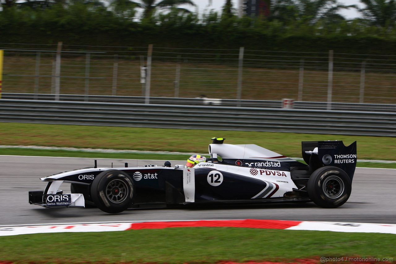 GP MALESIA, 08.04.2011- Prove Libere 1, Venerdi', Pastor Maldonado (VEN), Williams FW33 