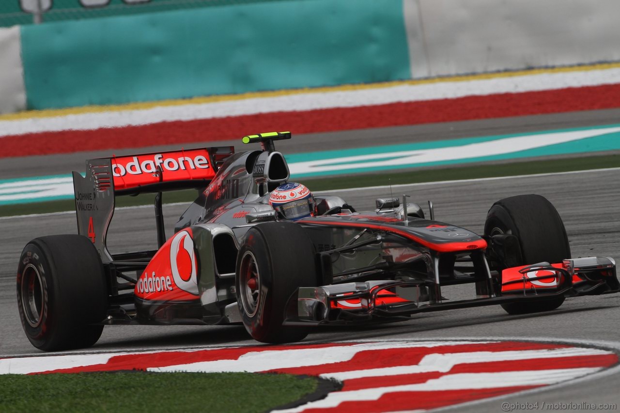 GP MALESIA, 08.04.2011- Prove Libere 1, Venerdi', Jenson Button (GBR), McLaren Mercedes, MP4-26