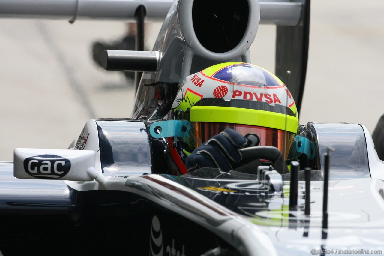 GP MALESIA, 08.04.2011- Prove Libere 1, Venerdi', Pastor Maldonado (VEN), Williams FW33 