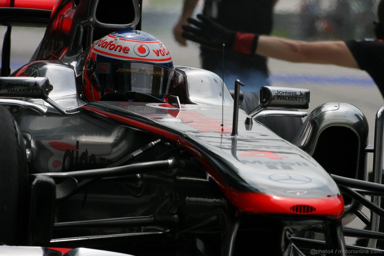 GP MALESIA, 08.04.2011- Prove Libere 1, Venerdi', Jenson Button (GBR), McLaren  Mercedes, MP4-26 