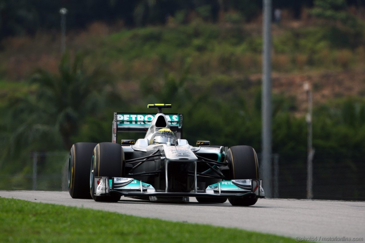 GP MALESIA, 08.04.2011- Prove Libere 2, Venerdi', Nico Rosberg (GER), Mercedes GP Petronas F1 Team, MGP W02 