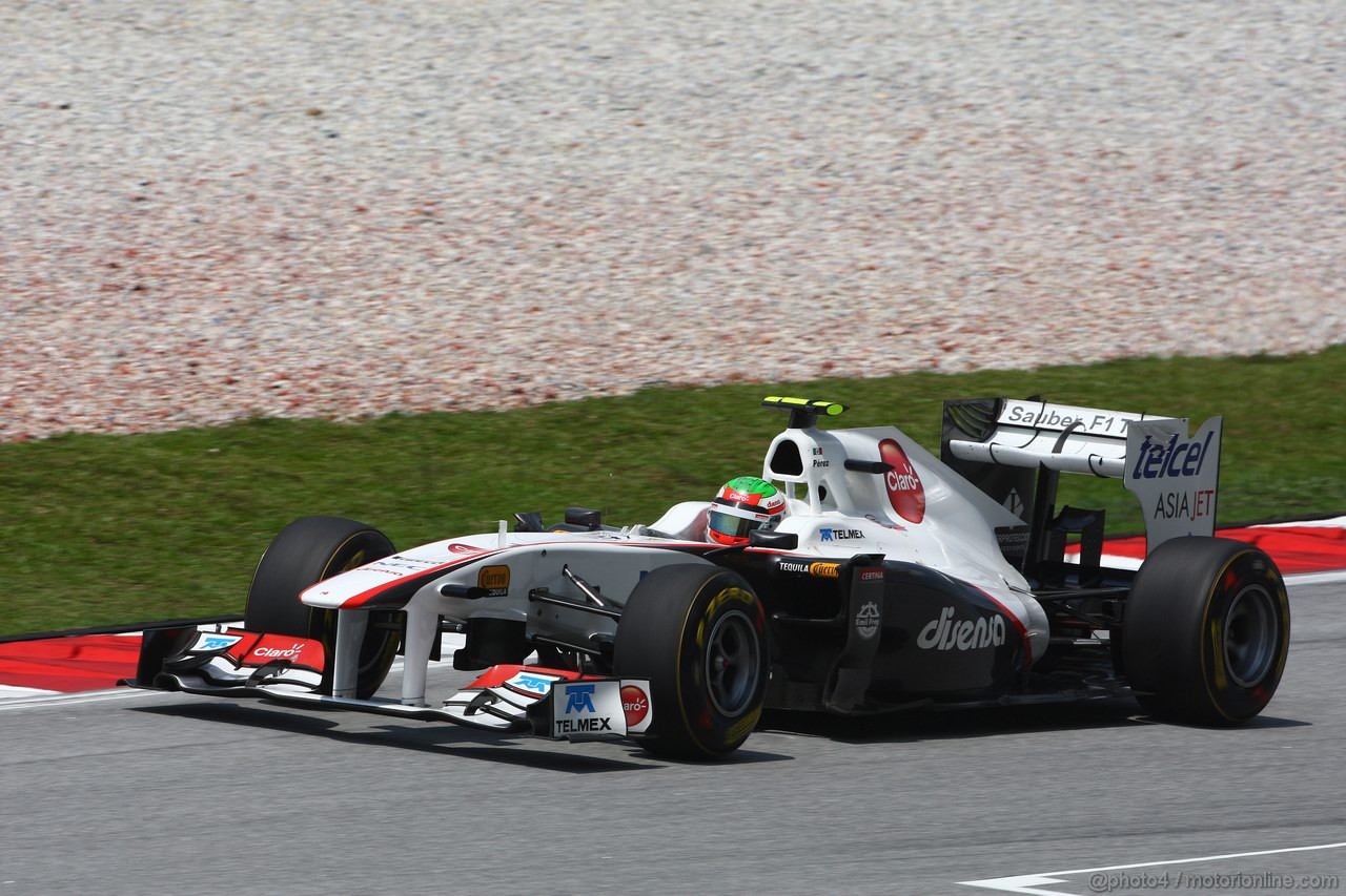 GP MALESIA, 08.04.2011- Prove Libere 2, Venerdi', Sergio Pérez (MEX), Sauber F1 Team C30