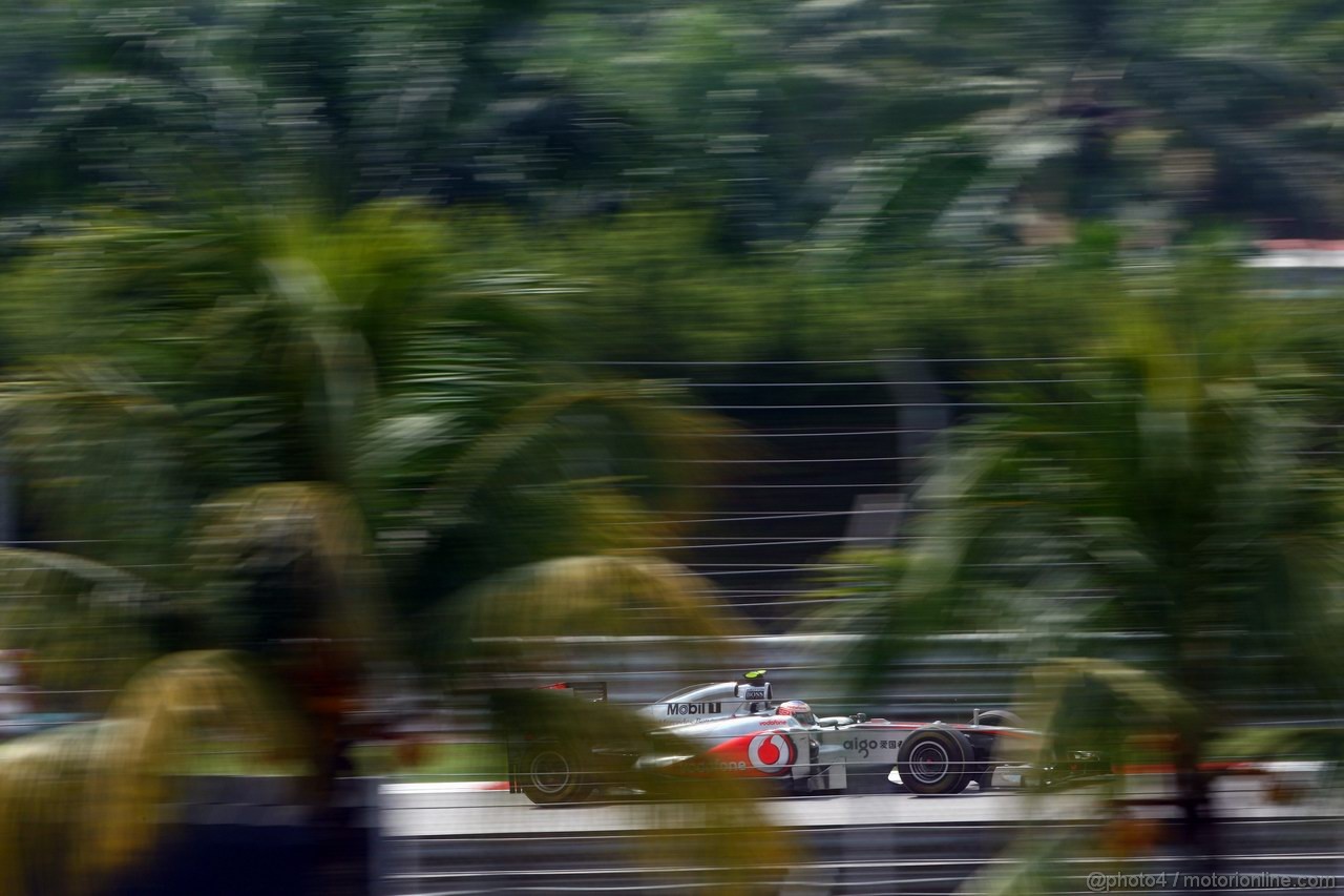 GP MALESIA, 08.04.2011- Prove Libere 2, Venerdi', Jenson Button (GBR), McLaren Mercedes, MP4-26