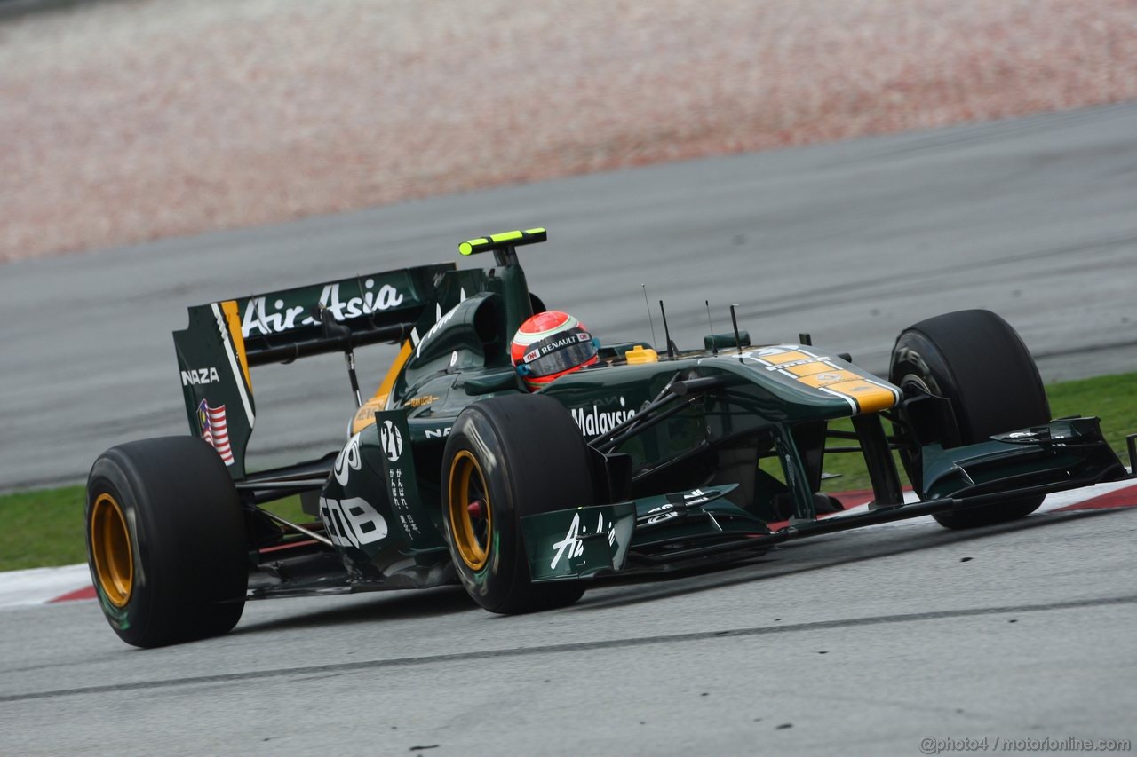 GP MALESIA, 08.04.2011- Prove Libere 2, Venerdi', Jarno Trulli (ITA), Team Lotus, TL11 