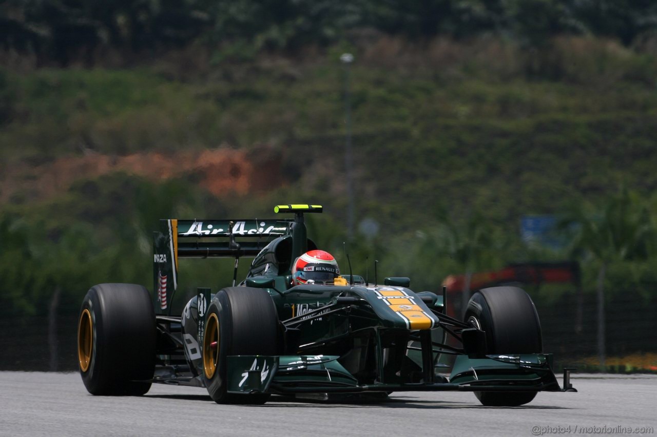 GP MALESIA, 08.04.2011- Prove Libere 2, Venerdi', Jarno Trulli (ITA), Team Lotus, TL11 