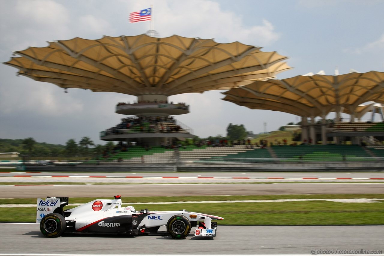 GP MALESIA, 08.04.2011- Prove Libere 2, Venerdi', Kamui Kobayashi (JAP), Sauber F1 Team C30 