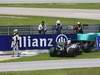 GP MALESIA, 08.04.2011- Prove Libere 2, Venerdi', Crash, Pastor Maldonado (VEN), Williams FW33 