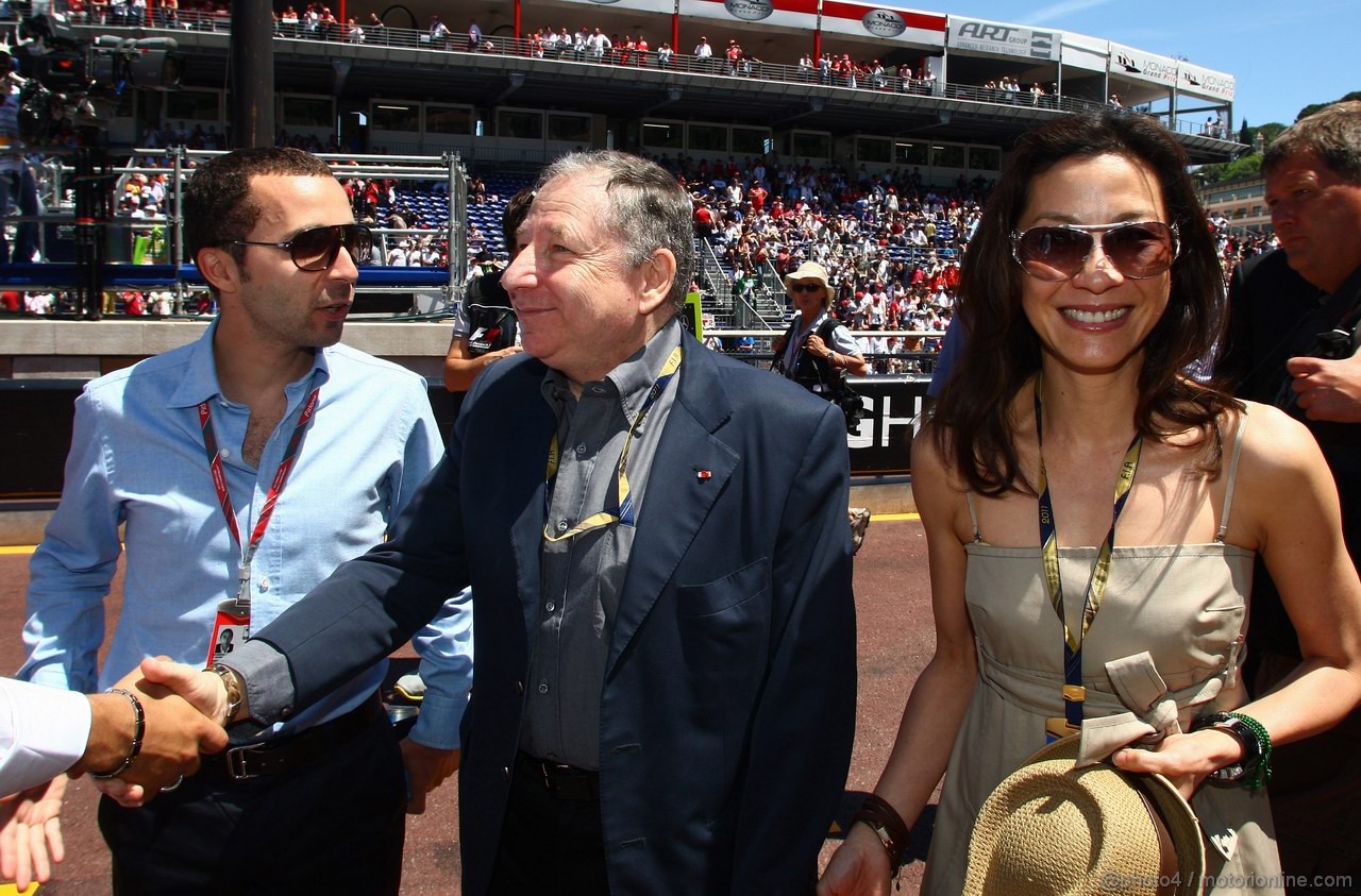 GP MONACO, 29.05.2011- Gara, Nicola Todt (FRA), Manager di Felipe Massa, Jean Todt (FRA), President FIA e sua moglie Michelle Yeoh
