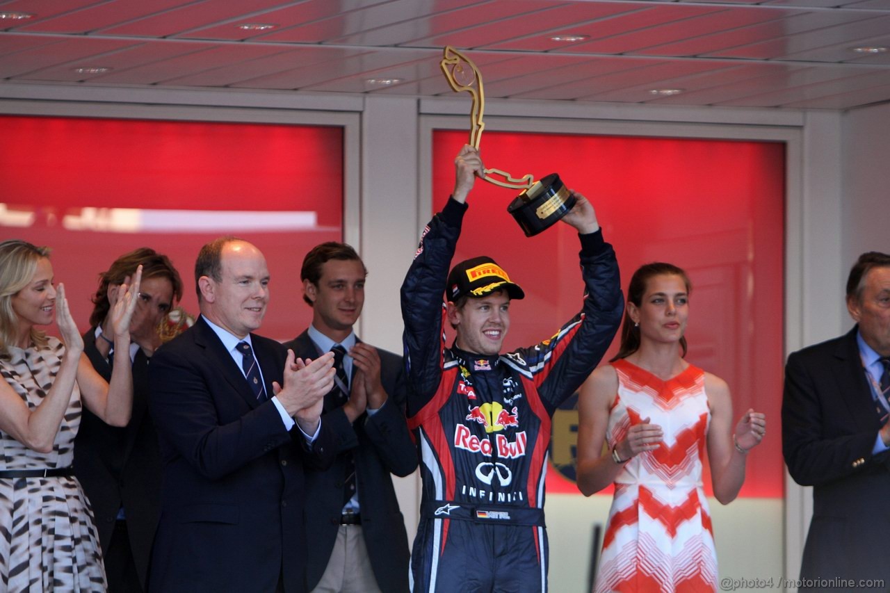 GP MONACO, 29.05.2011- Gara, S.A.S. Prince Albert II e Sebastian Vettel (GER), Red Bull Racing, RB7 vincitore 
