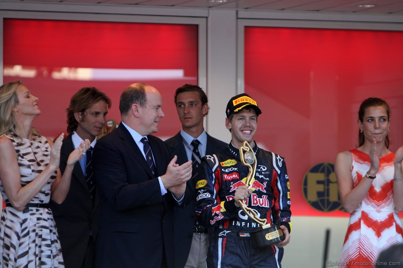 GP MONACO, 29.05.2011- Gara, S.A.S. Prince Albert II e Sebastian Vettel (GER), Red Bull Racing, RB7 vincitore 