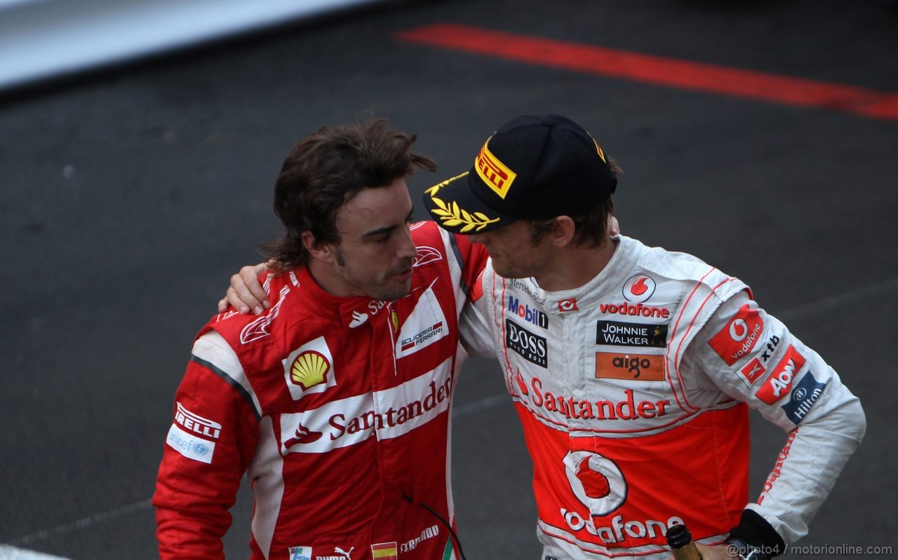 GP MONACO, 29.05.2011- Gara, Fernando Alonso (ESP), Ferrari, F-150 Italia secondo e Jenson Button (GBR), McLaren  Mercedes, MP4-26 terzo 