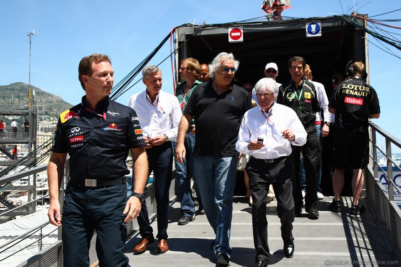 GP MONACO, 29.05.2011- Gara, Flavio Briatore (ITA) e Bernie Ecclestone (GBR), President e CEO of Formula One Management  