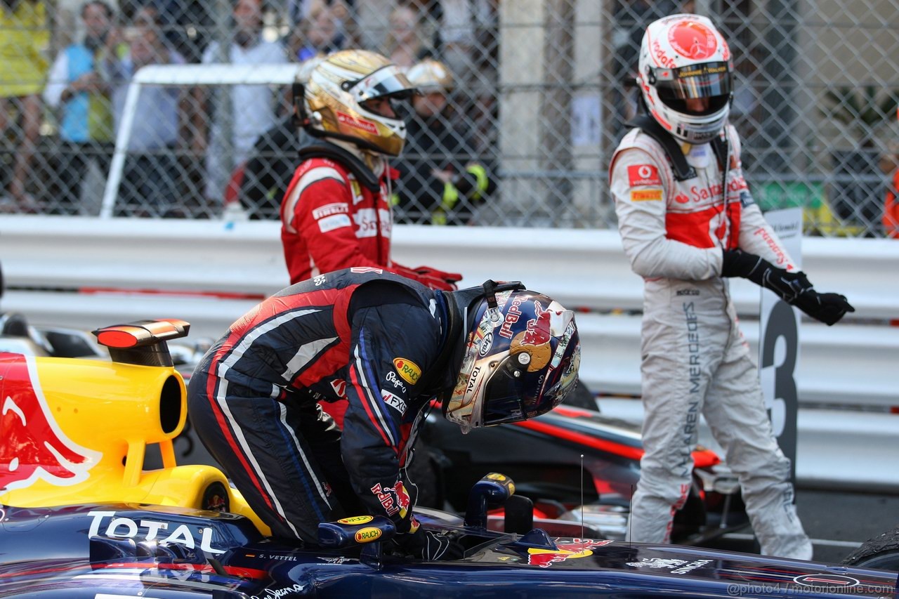 GP MONACO, 29.05.2011- Gara, Sebastian Vettel (GER), Red Bull Racing, RB7 vincitore, Fernando Alonso (ESP), Ferrari, F-150 Italia secondo e Jenson Button (GBR), McLaren  Mercedes, MP4-26 terzo 