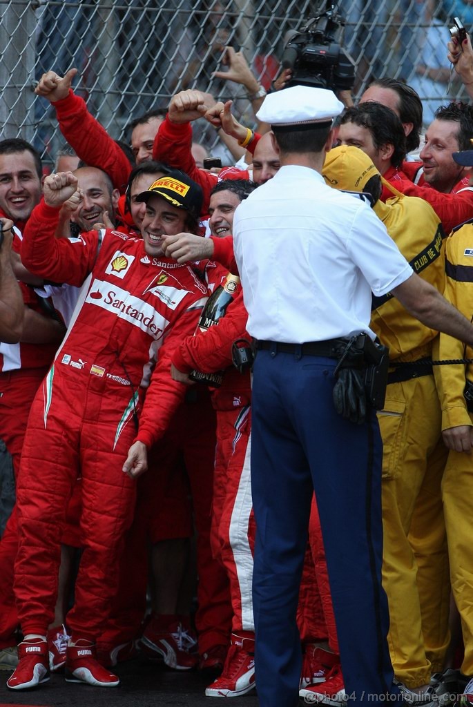 GP MONACO, 29.05.2011- Gara, Fernando Alonso (ESP), Ferrari, F-150 Italia secondo 