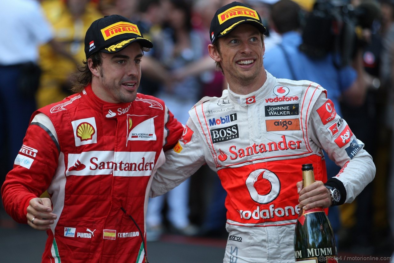 GP MONACO, 29.05.2011- Gara, Fernando Alonso (ESP), Ferrari, F-150 Italia secondo e Jenson Button (GBR), McLaren  Mercedes, MP4-26 terzo 