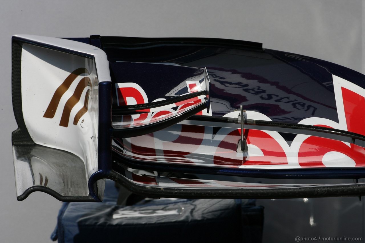 GP MONACO, 26.05.2011- First Practice Session,  Red Bull Racing, RB7, detail