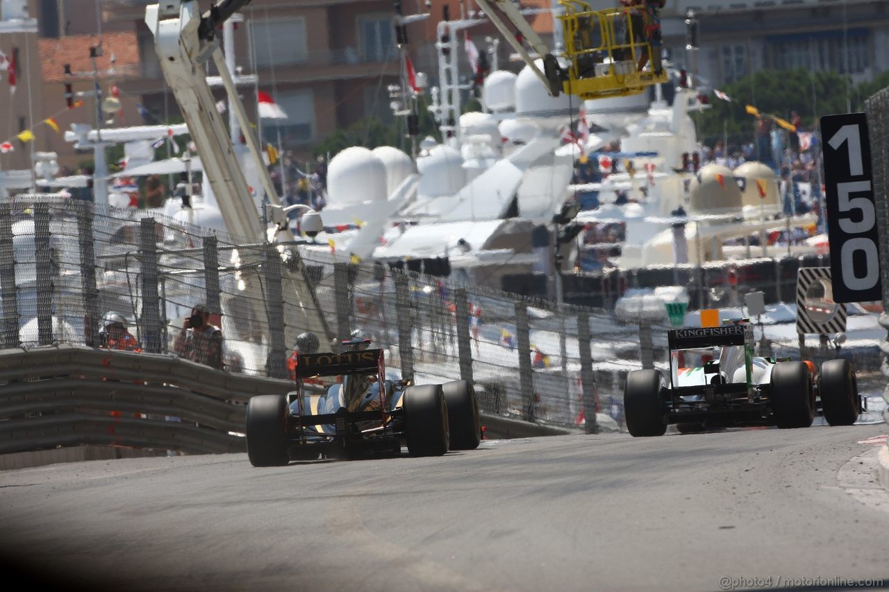 GP MONACO, 26.05.2011- Second Practice Session, Nick Heidfeld (GER) Lotus Renault GP R31  abd Paul di Resta (GBR) Force India VJM04 
