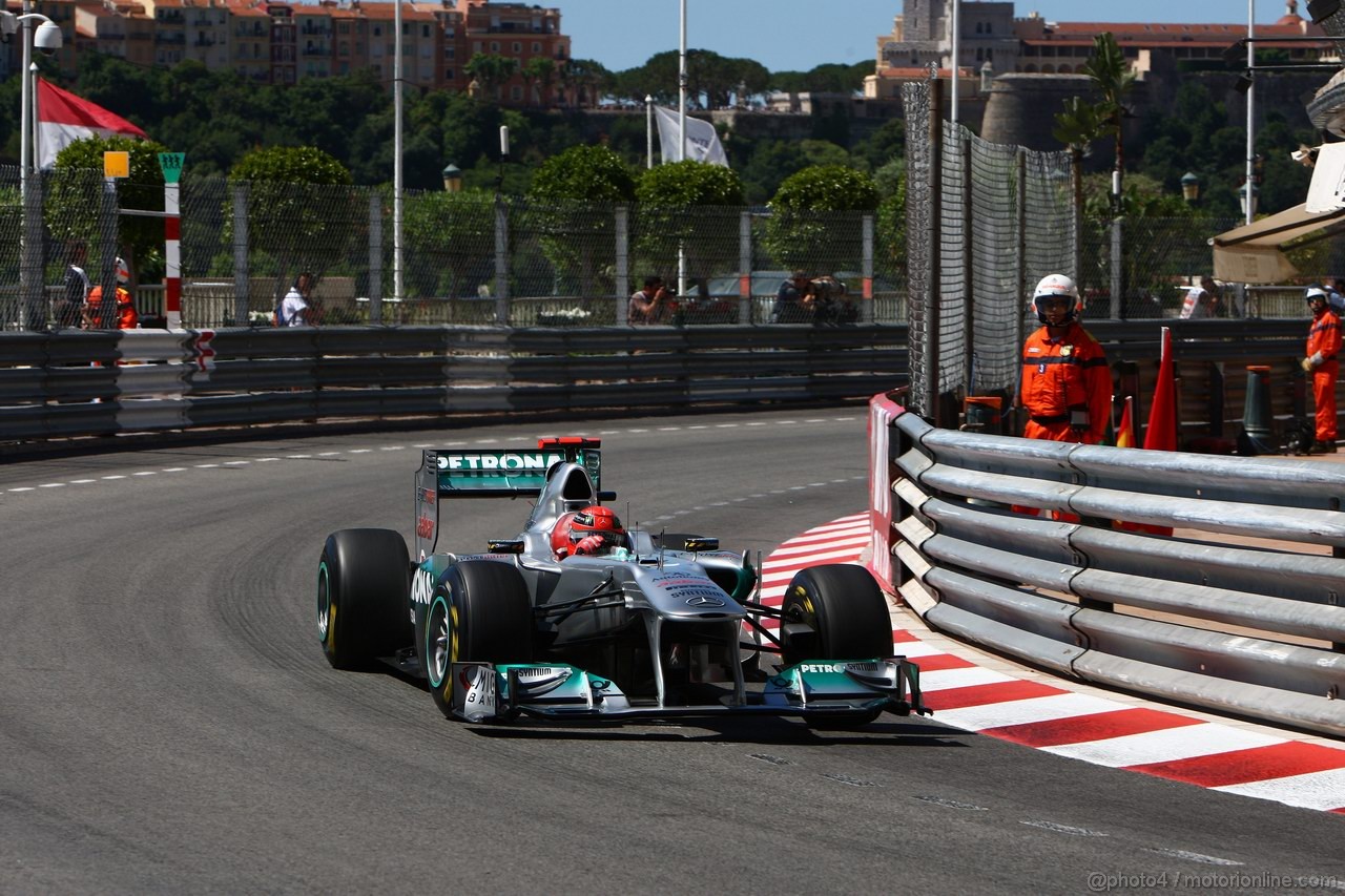GP MONACO, 28.05.2011- Prove Libere 3, Sabato, Michael Schumacher (GER), Mercedes GP Petronas F1 Team, MGP W02 