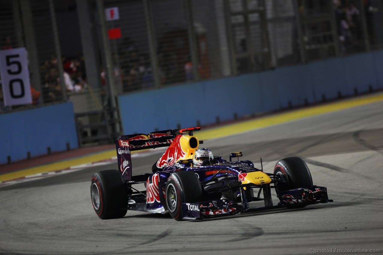 GP SINGAPORE, 25.09.2011- Gara, Sebastian Vettel (GER), Red Bull Racing, RB7 