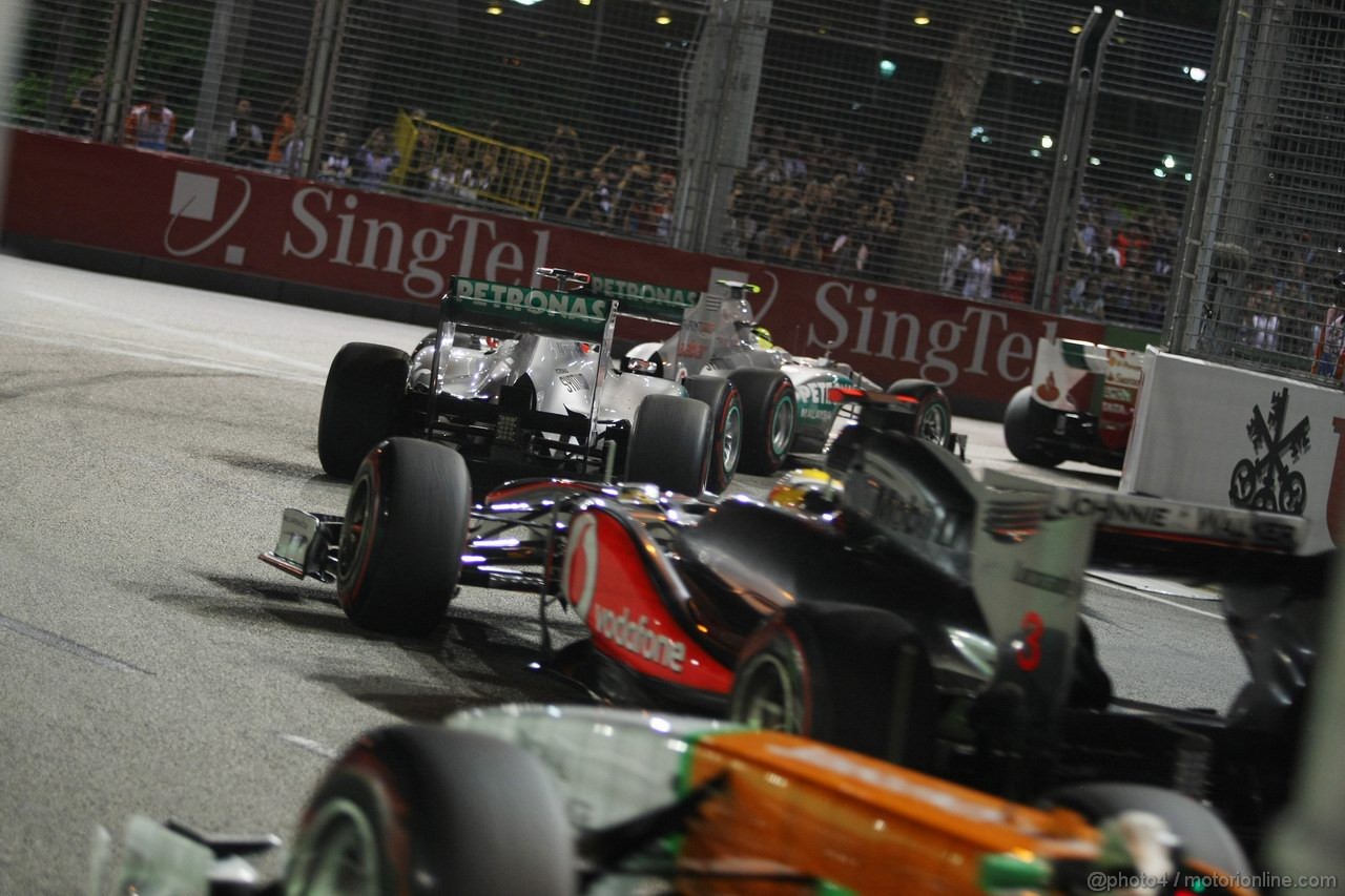 GP SINGAPORE, 25.09.2011- Gara, Lewis Hamilton (GBR), McLaren  Mercedes, MP4-26 