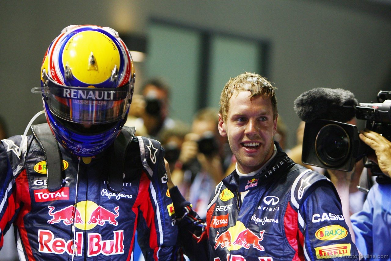 GP SINGAPORE, 25.09.2011- Gara, Sebastian Vettel (GER), Red Bull Racing, RB7 vincitore e Mark Webber (AUS), Red Bull Racing, RB7 terzo 