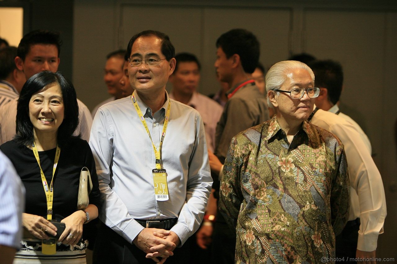 GP SINGAPORE, 25.09.2011- Gara, Dr Tony Tan, President of Singapore (right)
