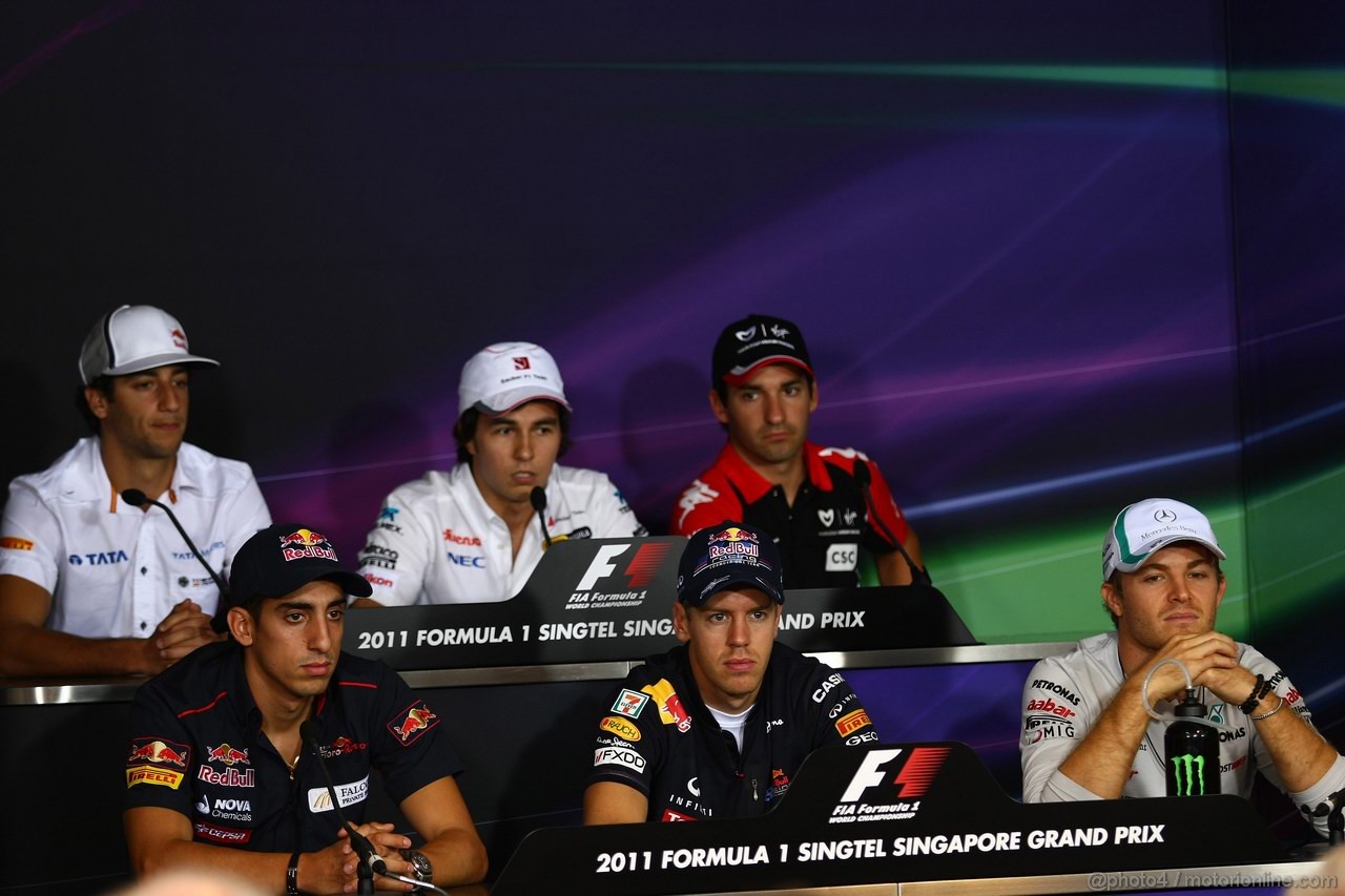 GP SINGAPORE, 22.09.2011- Conferenza Stampa, Daniel Ricciardo (AUS), HRT Formula One Team, Sergio Pérez (MEX), Sauber F1 Team C30, Timo Glock (GER), Marussia Virgin Racing VR-02, Sébastien Buemi (SUI), Scuderia Toro Rosso, STR6, Sebastian Vettel (GER), Red Bull Racing, RB7 e Nico Rosberg (GER), Mercedes GP Petronas F1 Team, MGP W02 