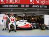 GP SINGAPORE, 22.09.2011- Lewis Hamilton (GBR), McLaren  Mercedes, MP4-26 e Jenson Button (GBR), McLaren  Mercedes, MP4-26 