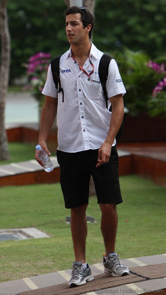 GP SINGAPORE, 24.09.2011- Daniel Ricciardo (AUS), HRT Formula One Team 