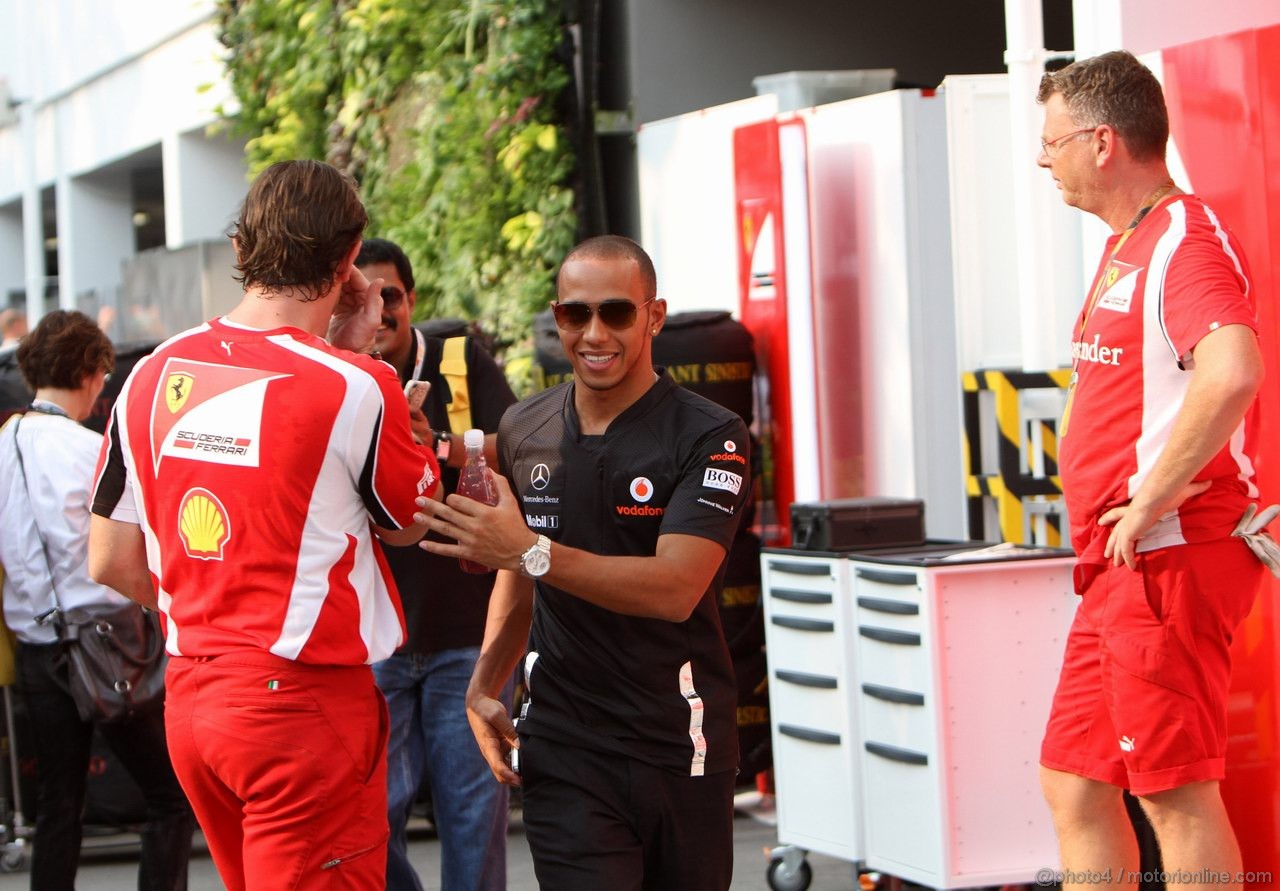 GP SINGAPORE, 24.09.2011- Lewis Hamilton (GBR), McLaren  Mercedes, MP4-26 