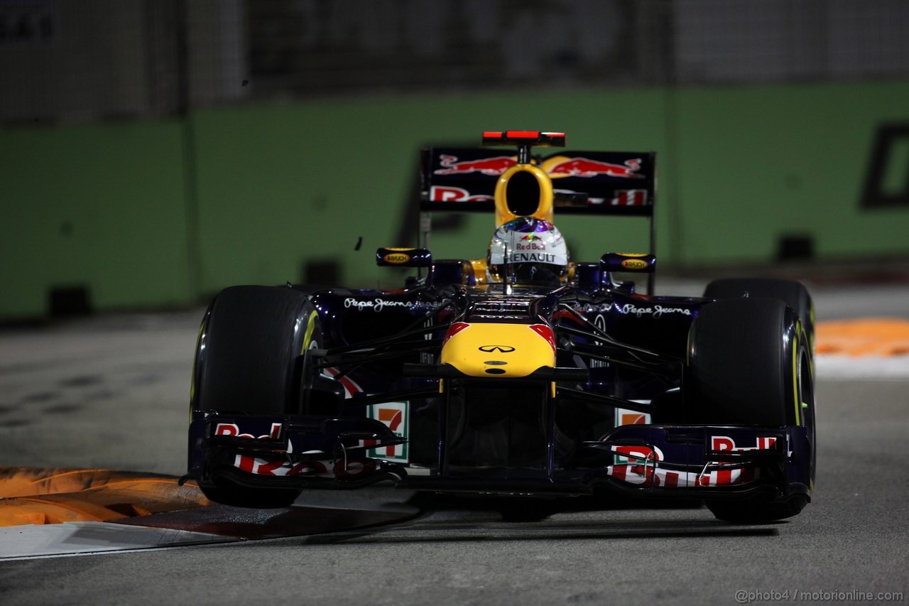 GP SINGAPORE, 24.09.2011- Prove Libere 3, Sabato, Sebastian Vettel (GER), Red Bull Racing, RB7 