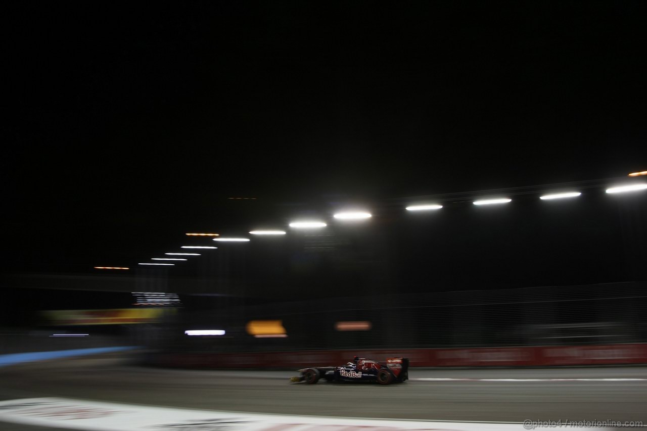 GP SINGAPORE, 24.09.2011- Qualifiche, Sebastian Vettel (GER), Red Bull Racing, RB7 