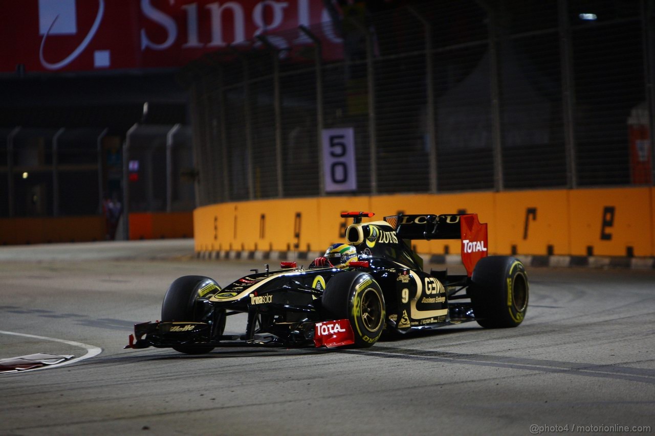 GP SINGAPORE, 23.09.2011- Prove Libere 1, Venerdi', Bruno Senna (BRA), Lotus Renault GP R31 