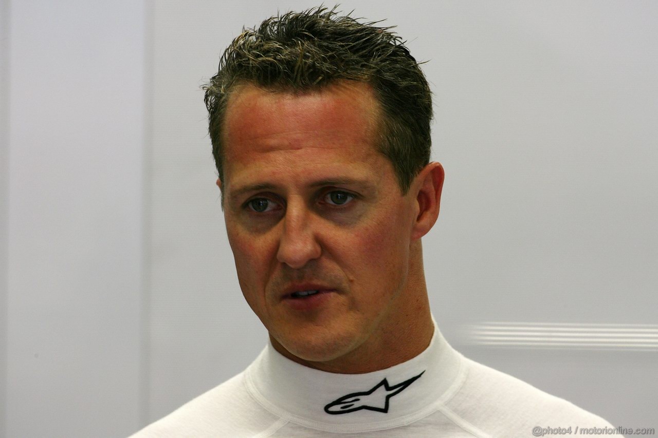 GP SINGAPORE, 23.09.2011- Prove Libere 1, Venerdi', Michael Schumacher (GER), Mercedes GP Petronas F1 Team, MGP W02 