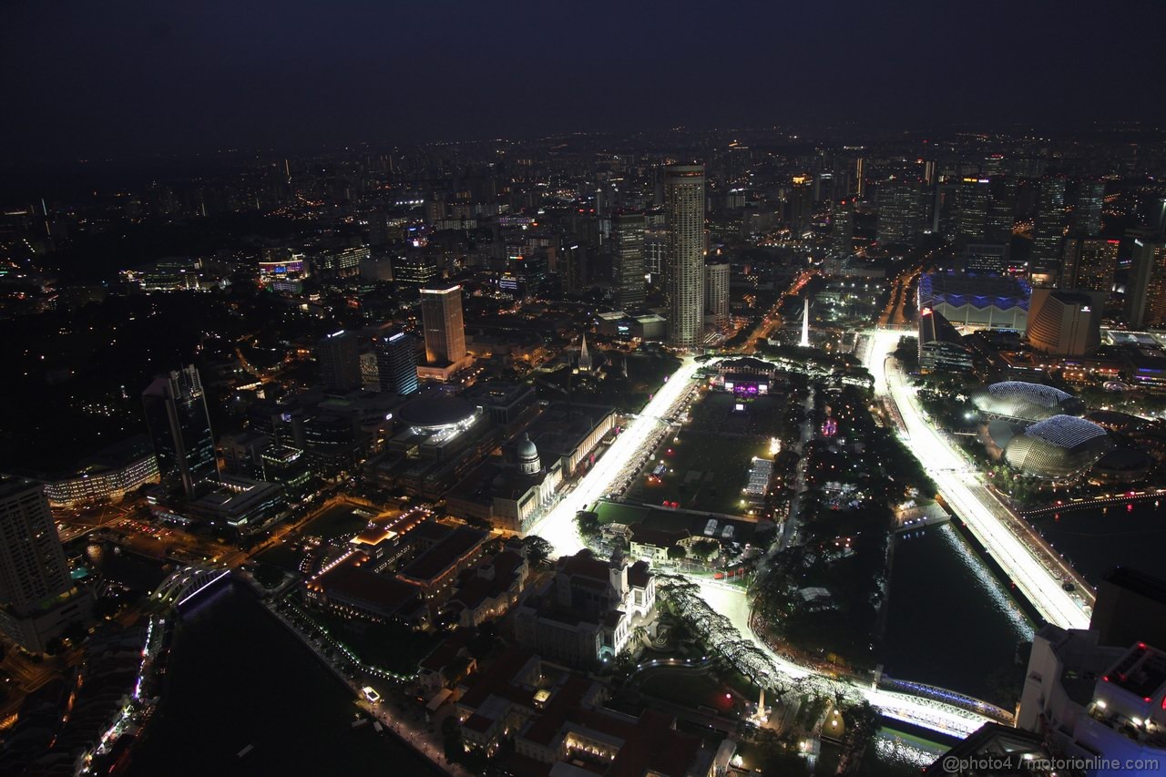 GP SINGAPORE, 23.09.2011- Prove Libere 1, Venerdi', Nigth view of Marina Bay Street Circuit