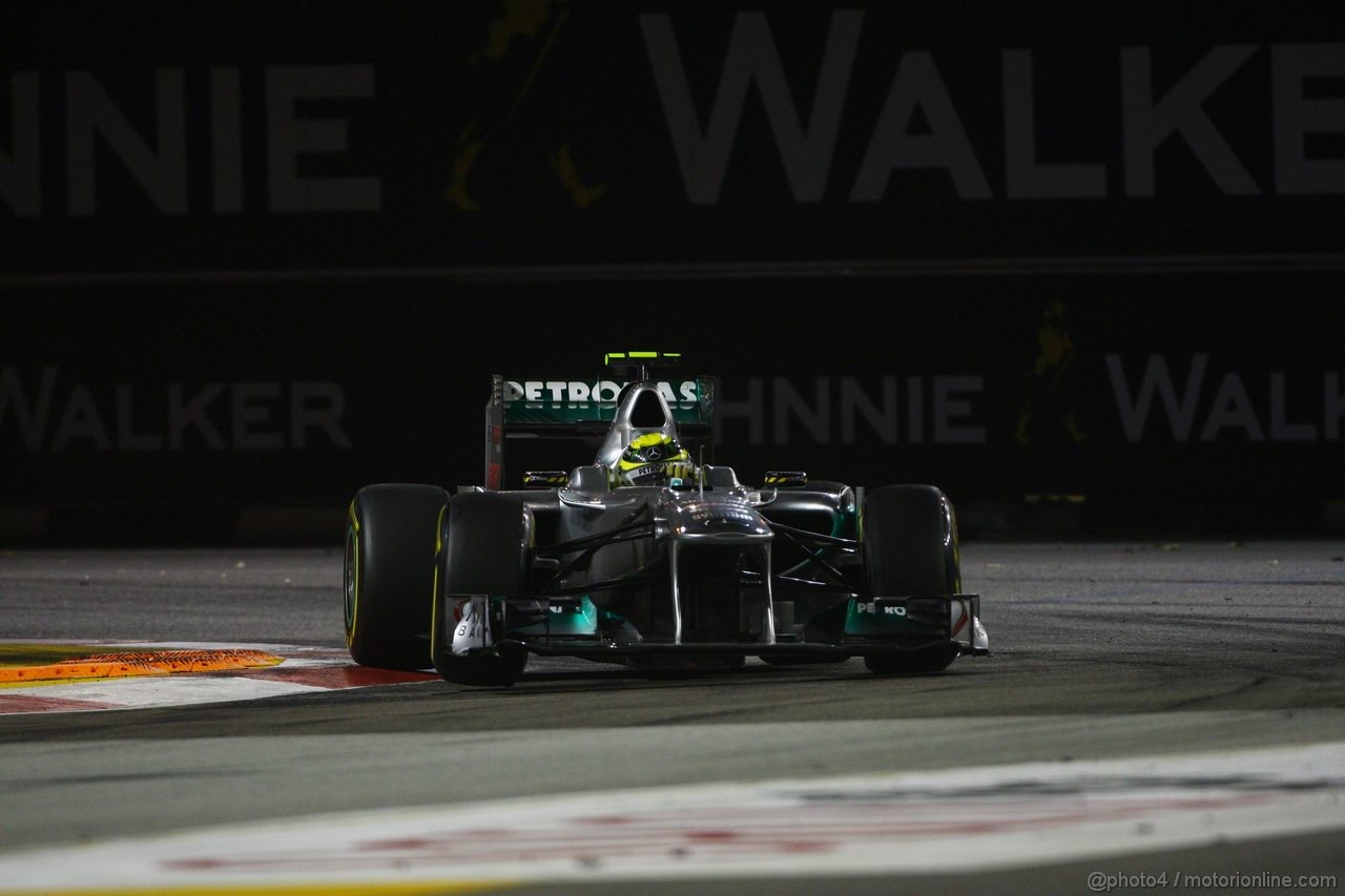 GP SINGAPORE, 23.09.2011- Prove Libere 2, Venerdi', Nico Rosberg (GER), Mercedes GP Petronas F1 Team, MGP W02 