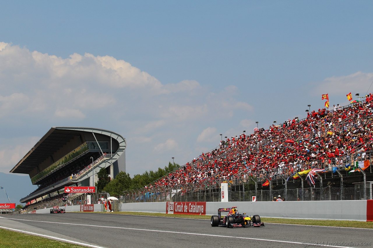 GP SPAGNA, 22.05.2011- Gara, Sebastian Vettel (GER), Red Bull Racing, RB7 davanti a Lewis Hamilton (GBR), McLaren  Mercedes, MP4-26 