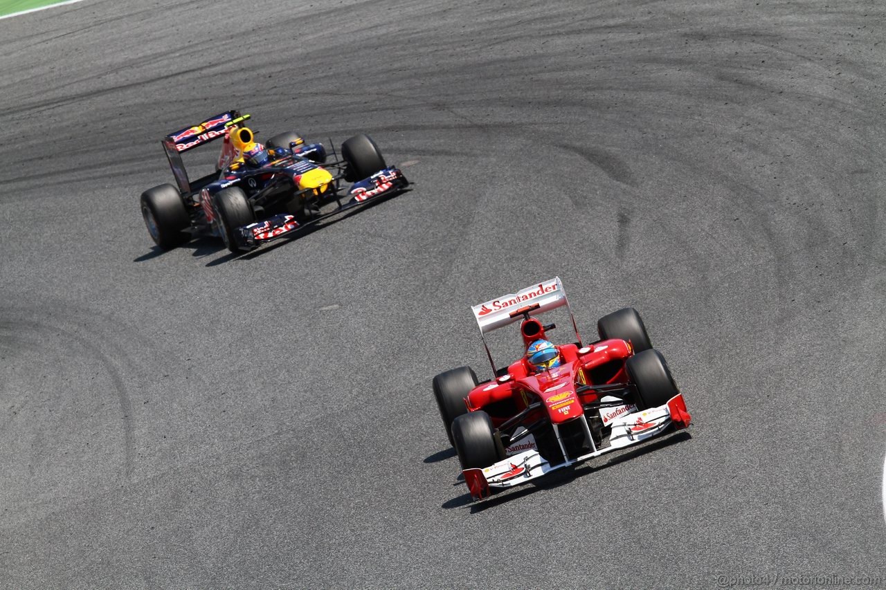 GP SPAGNA, 22.05.2011- Gara, Fernando Alonso (ESP), Ferrari, F-150 Italia davanti a Mark Webber (AUS), Red Bull Racing, RB7 