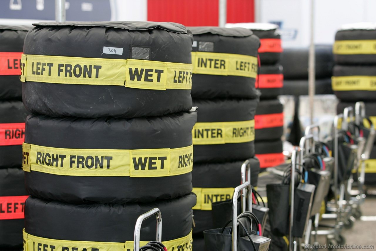 GP SPAGNA, 19.05.2011- Tyres Pirelli