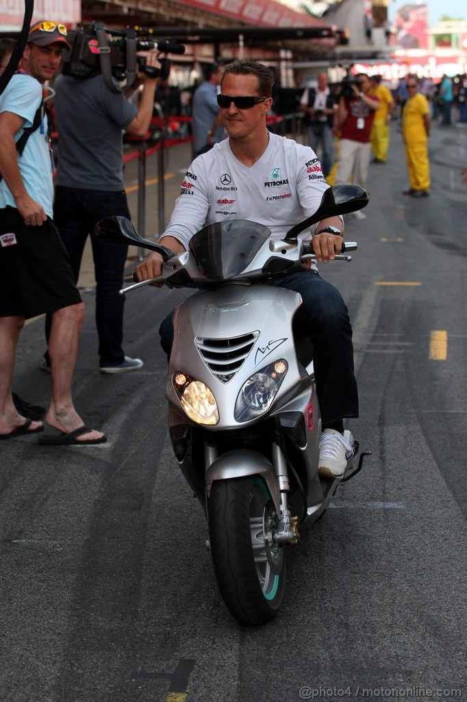 GP SPAGNA, 19.05.2011- Michael Schumacher (GER), Mercedes GP Petronas F1 Team, MGP W02