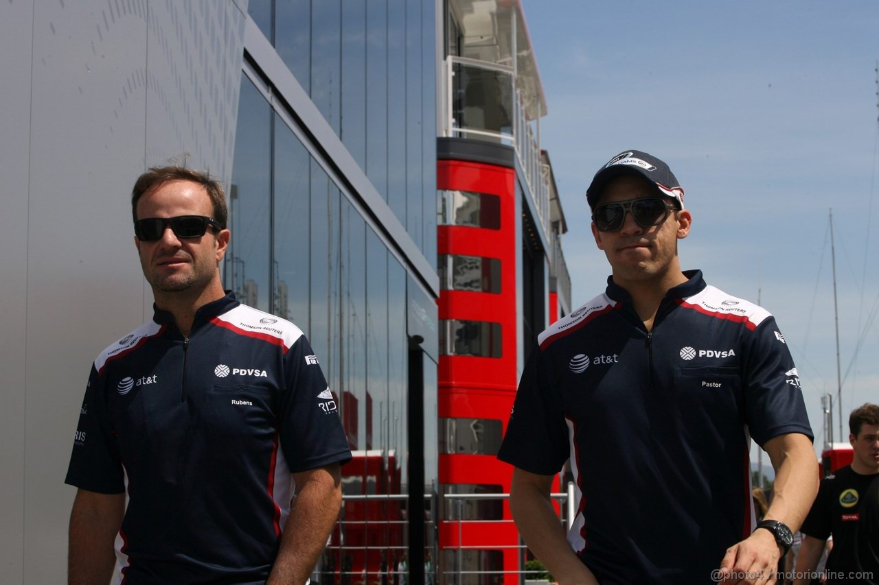 GP SPAGNA, 19.05.2011- Rubens Barrichello (BRA), Williams FW33 e Pastor Maldonado (VEN), Williams FW33