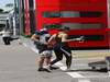 GP SPAGNA, 19.05.2011- Jenson Button (GBR), McLaren  Mercedes, MP4-26 e Domenica Jessica Michibata (GBR)