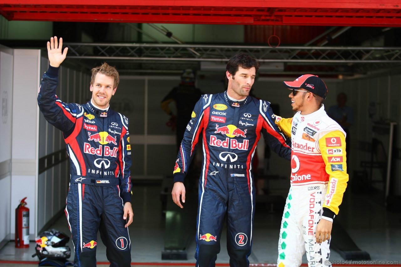 GP SPAGNA, 21.05.2011- Qualifiche, Sebastian Vettel (GER), Red Bull Racing, RB7 secondo, Mark Webber (AUS), Red Bull Racing, RB7 pole position e Lewis Hamilton (GBR), McLaren  Mercedes, MP4-26 terzo 