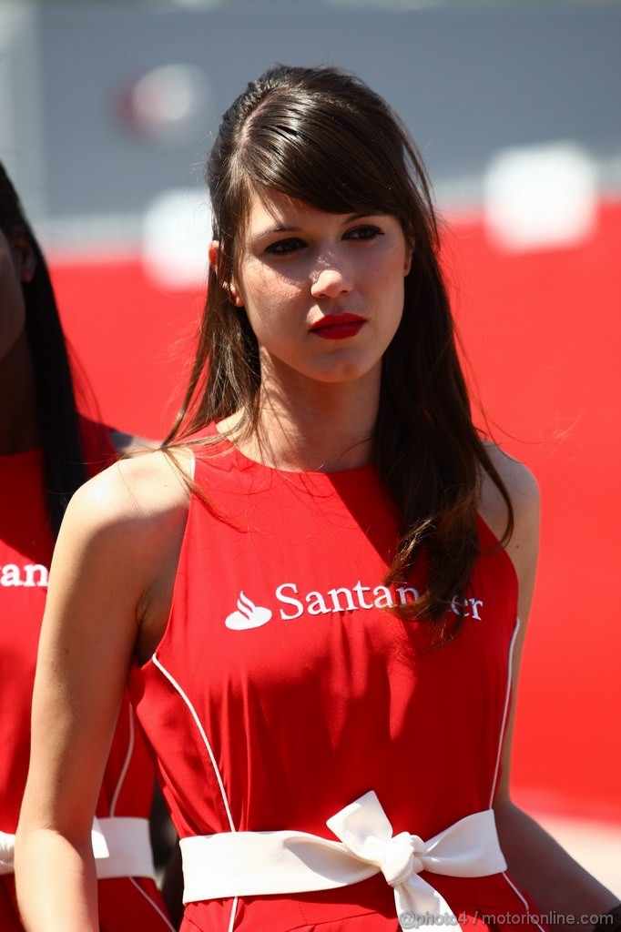 GP SPAGNA, 21.05.2011- grid girl, pitbabes